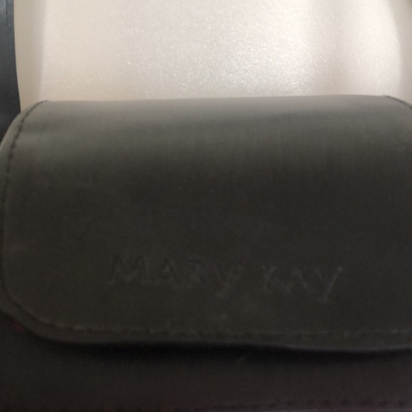 New Mary Kay Cosmetics Caddy Bag - Picture 3 of 8